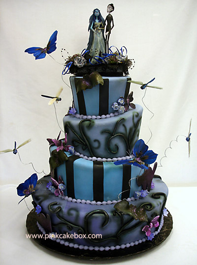 Gothic Wedding Cakes And Ideas For Gothic Cake Toppers